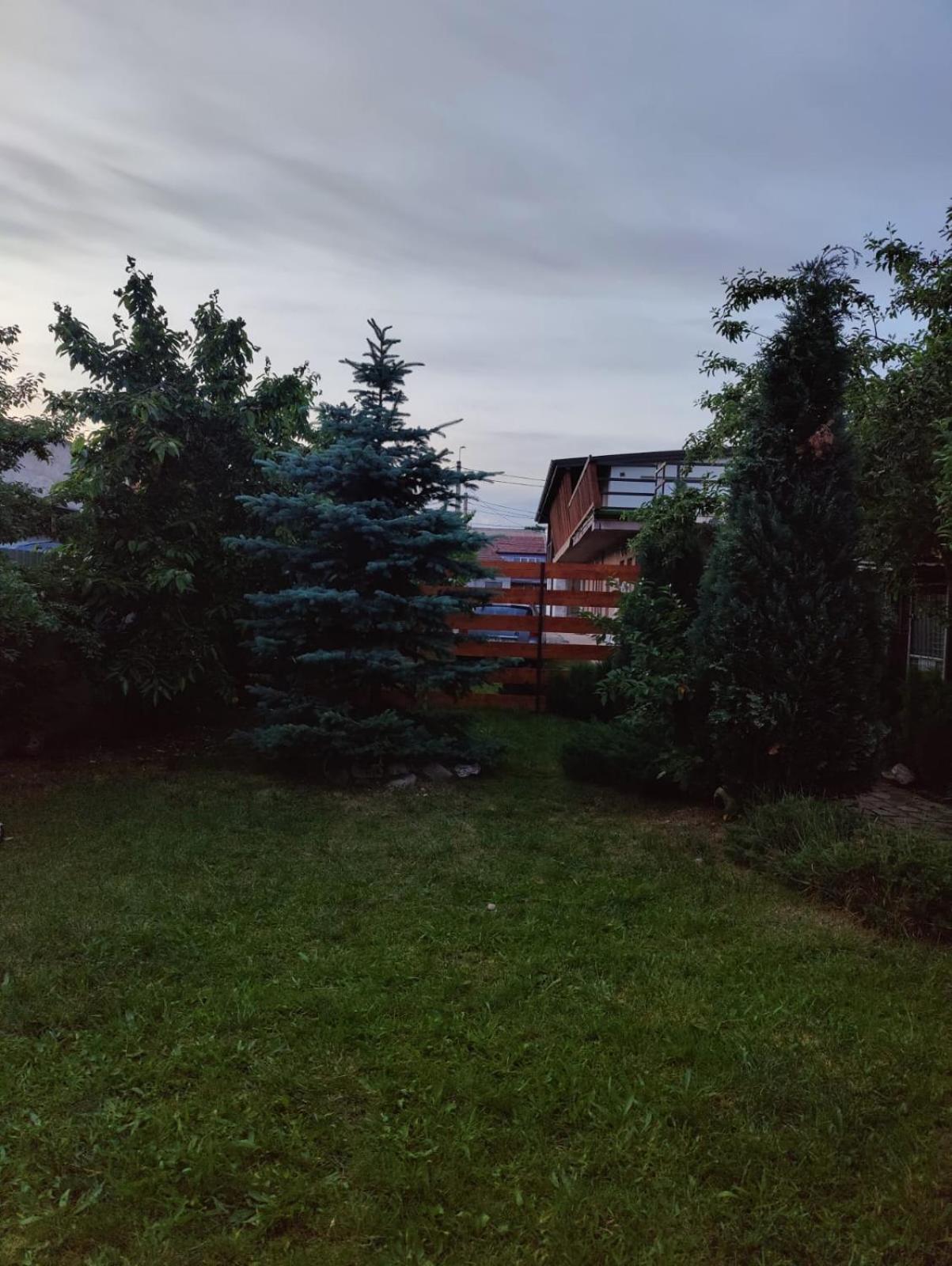 Luxus Cluj Airport Apartments Luaran gambar