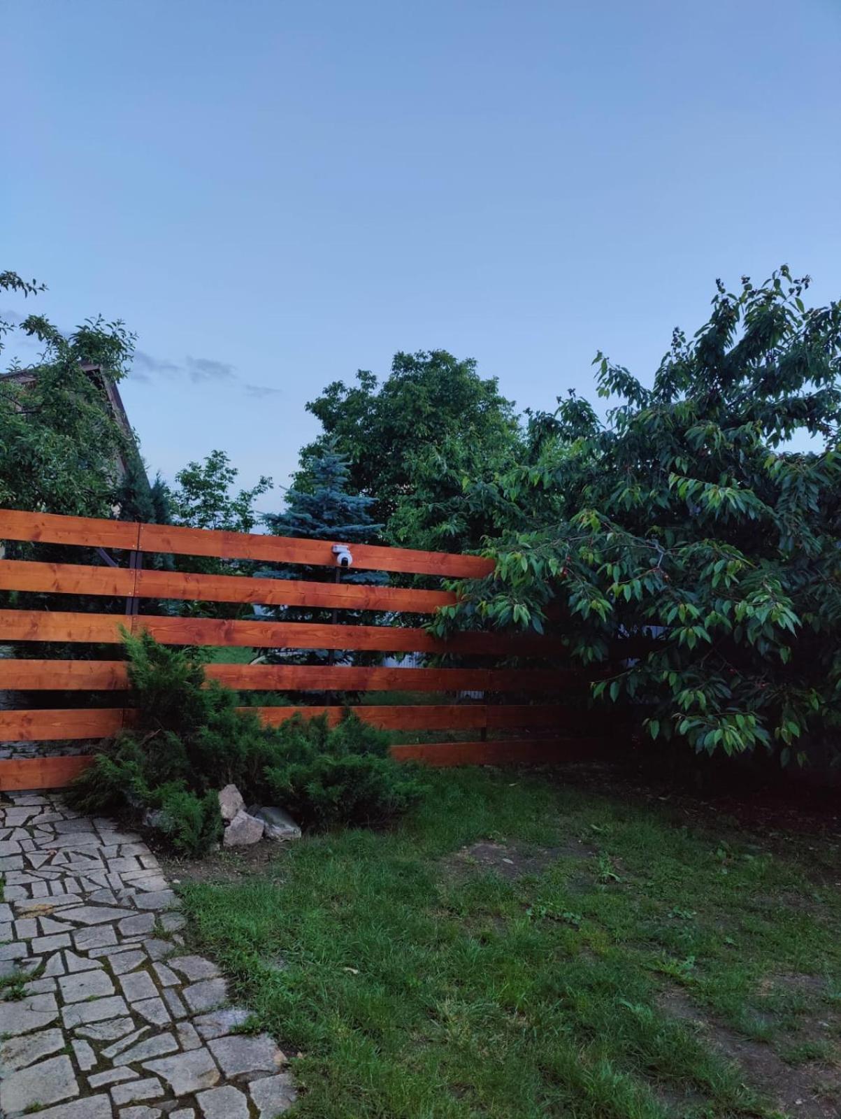 Luxus Cluj Airport Apartments Luaran gambar