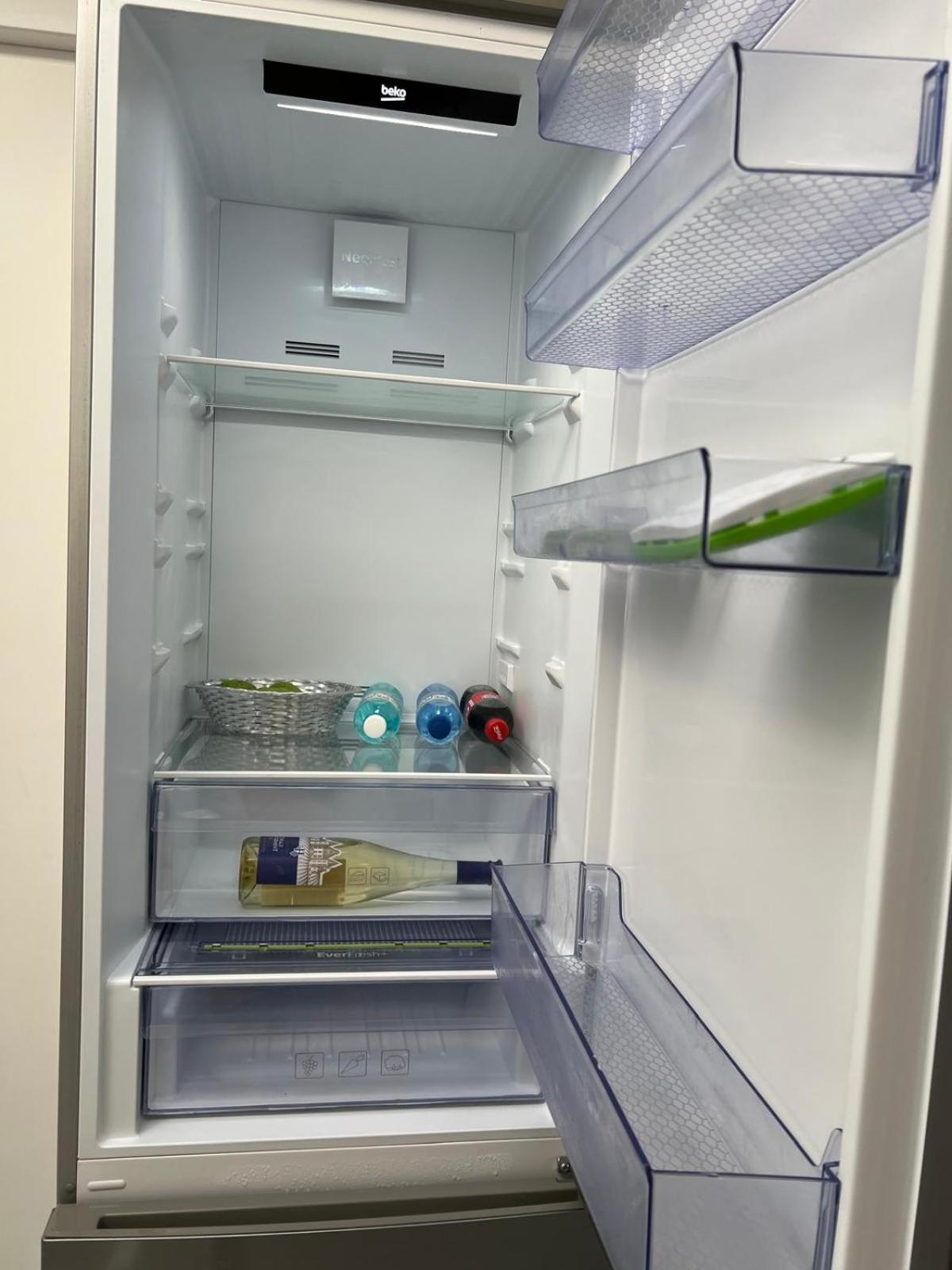Luxus Cluj Airport Apartments Luaran gambar